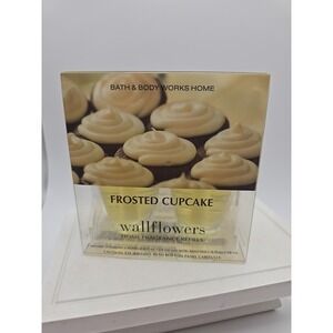 NEW 2 pk Bath & Body Works FROSTED CUPCAKE Wallflowers Fragrance Refill